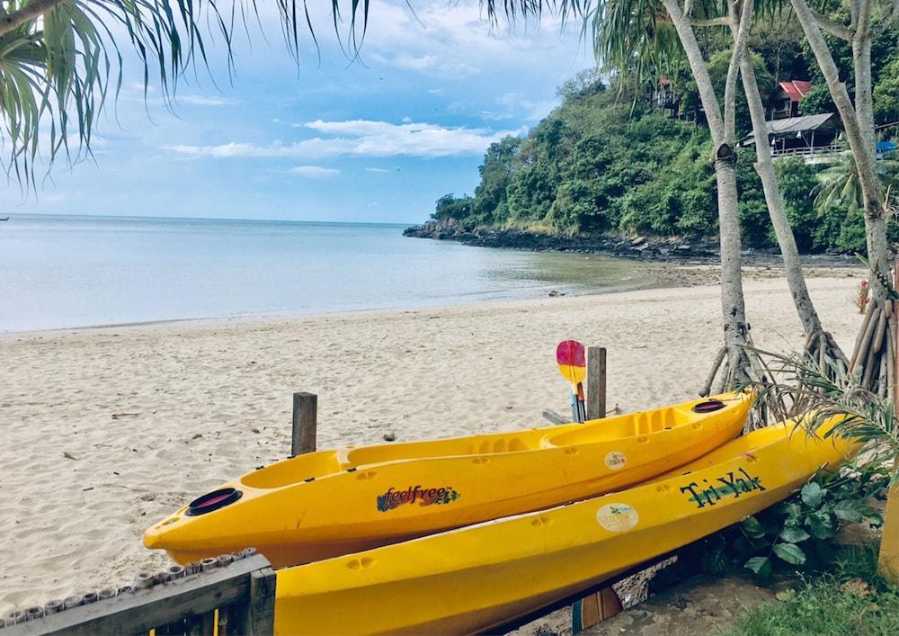 Vacation Village Phra Nang Lanta - Sha Extra Plus Koh Lanta Bagian luar foto