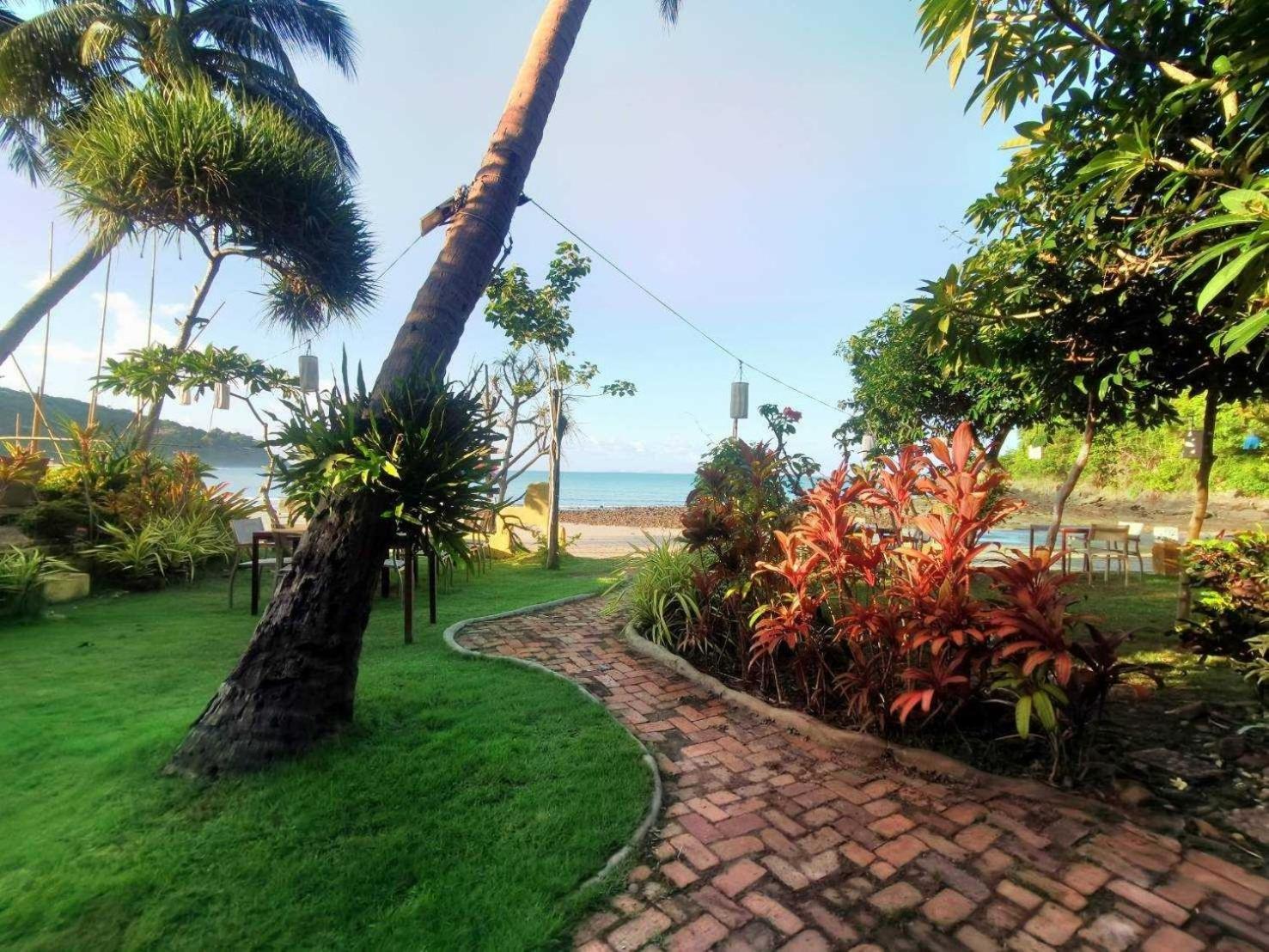 Vacation Village Phra Nang Lanta - Sha Extra Plus Koh Lanta Bagian luar foto